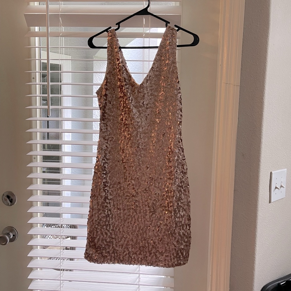 Women's Sexy Deep V Neck Sequin Glitter Bodycon Stretchy Mini Party Dress